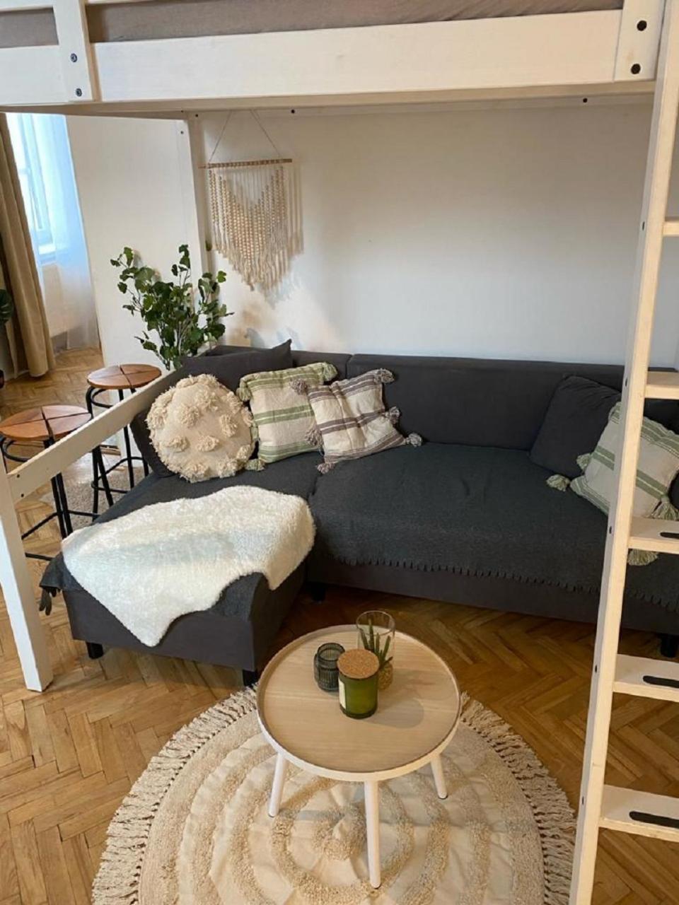 Apartment Cecil - Old Town Братислава Экстерьер фото